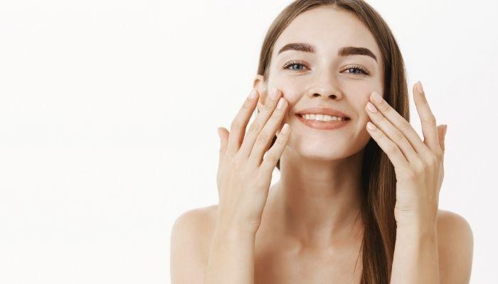 Rutinas​ de Cuidado Facial‍ para Prevenir⁤ Espinillas